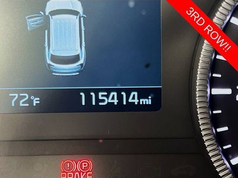 Used 2022 Kia Telluride EX w/ EX Premium Package FWD image 12