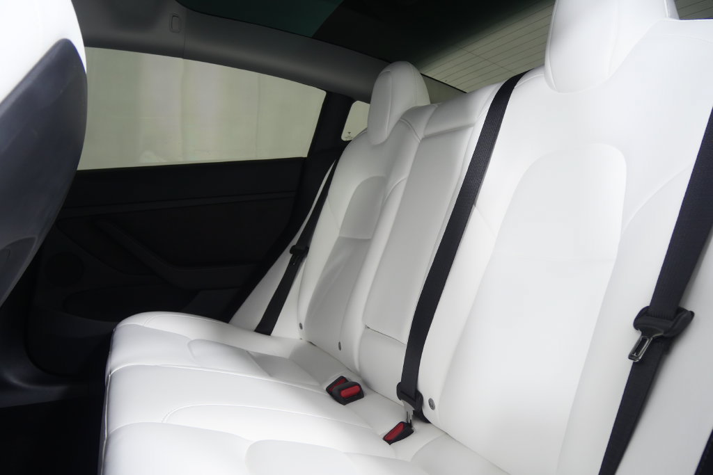 Used 2022 Tesla Model 3 RWD image 16