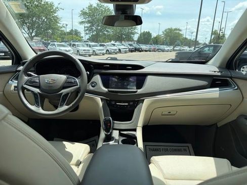 Used 2017 Cadillac XT5 Premium Luxury AWD/4WD image 26
