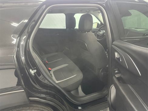 Used 2022 Chevrolet TrailBlazer LT w/ Convenience Package image 16