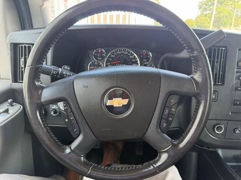 Used 2022 Chevrolet Express 2500 w/ Driver Convenience Package RWD image 11