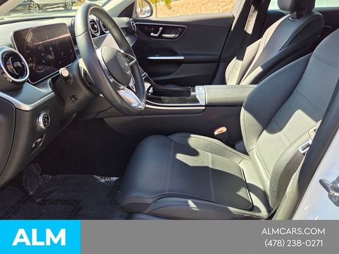 Used 2025 Mercedes-Benz C 300 Sedan image 4