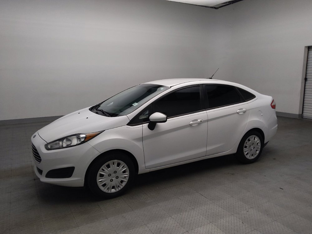 Used 2015 Ford Fiesta S FWD image 2