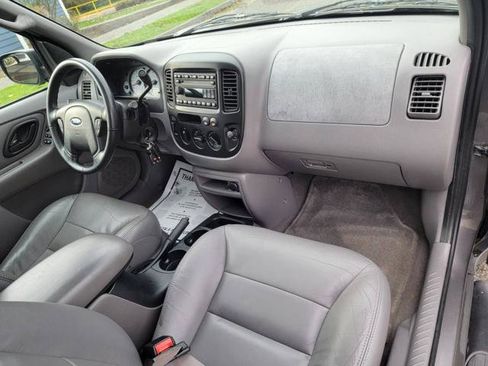Used 2002 Ford Escape XLT image 15