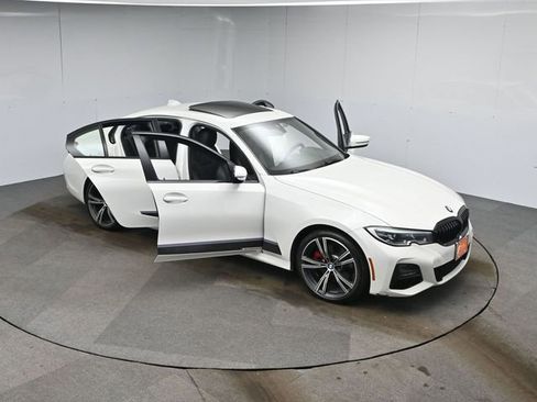 Used 2021 BMW 330i xDrive 330i xDrive w/ M Sport Package image 55