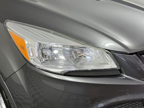 Used 2015 Ford Escape SE FWD image 7