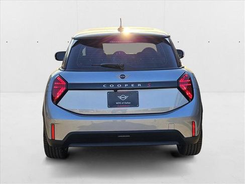 Used 2025 MINI Cooper S image 7