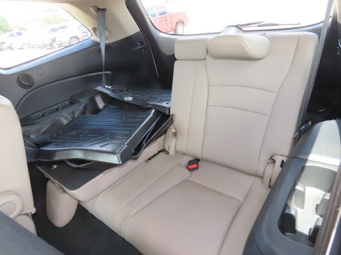 Used 2019 Honda Pilot Elite image 22