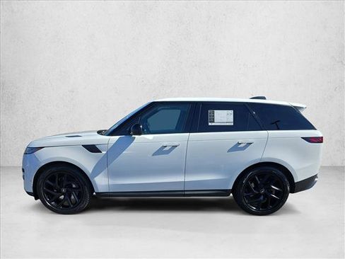 Used 2023 Land Rover Range Rover Sport SE image 8