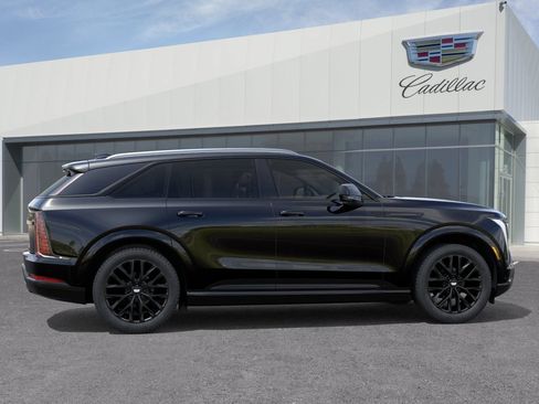 New 2026 Cadillac Escalade IQ Sport 2 w/ LPO, ONYX Package AWD/4WD image 6