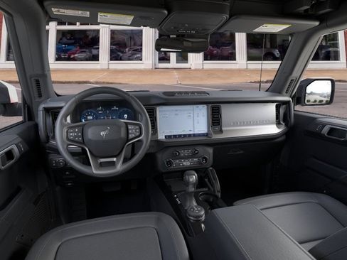 New 2026 Ford Bronco Outer Banks w/ Sasquatch Package AWD/4WD image 9