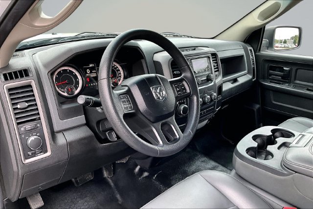 Used 2019 RAM 1500 Tradesman RWD image 17
