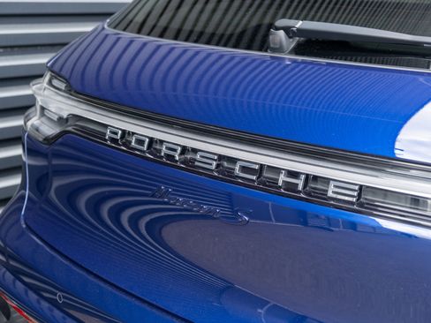 Certified 2022 Porsche Macan S AWD/4WD image 51