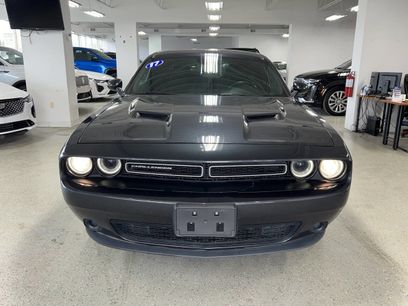 Used 2017 Dodge Challenger SXT