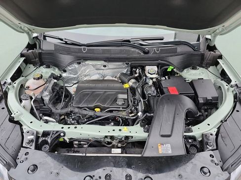 Certified 2025 Chevrolet Trax ACTIV image 36