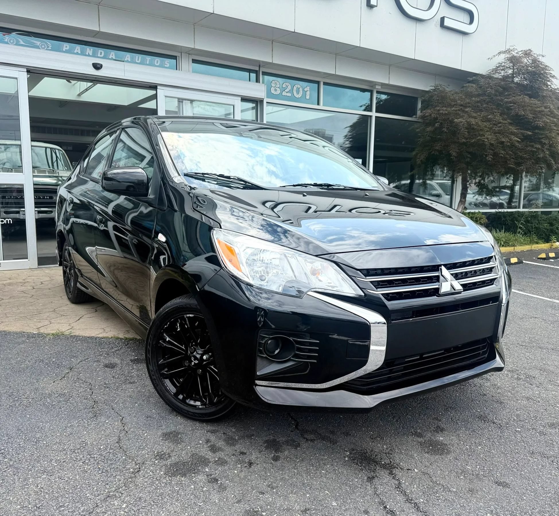 Used 2024 Mitsubishi Mirage G4 Black Edition FWD image 1