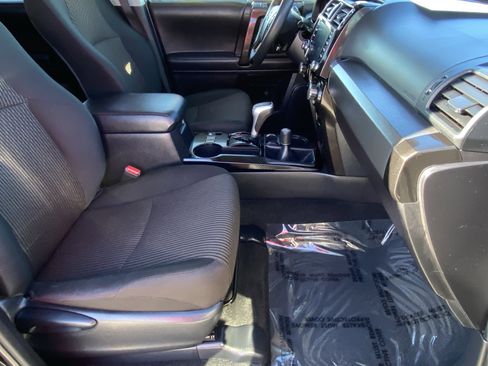 Certified 2024 Toyota 4Runner TRD Off-Road image 11