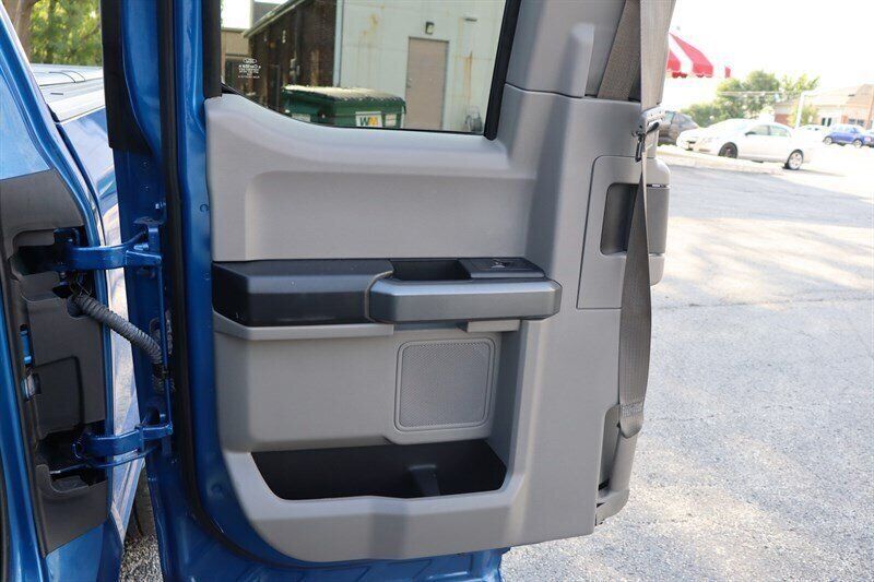 Used 2018 Ford F150 XLT w/ Equipment Group 302A Luxury AWD/4WD image 23