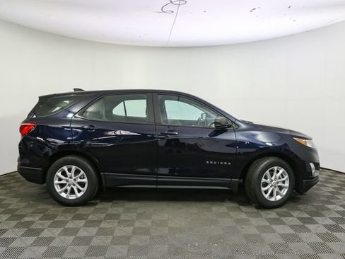 Used 2020 Chevrolet Equinox LS FWD image 12
