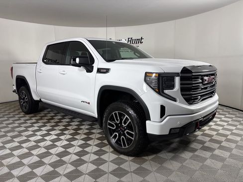 Used 2025 GMC Sierra 1500 AT4 w/ AT4 Premium Package image 3