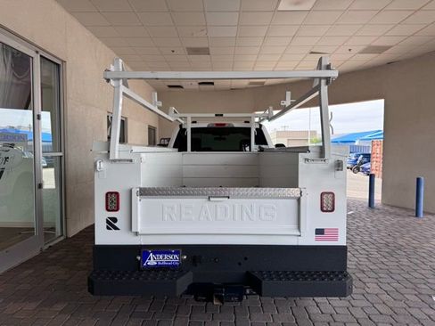 Certified 2022 Ford F250 XL w/ STX Appearance Package image 4