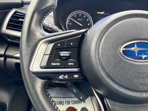 Used 2023 Subaru Forester Premium AWD/4WD image 17