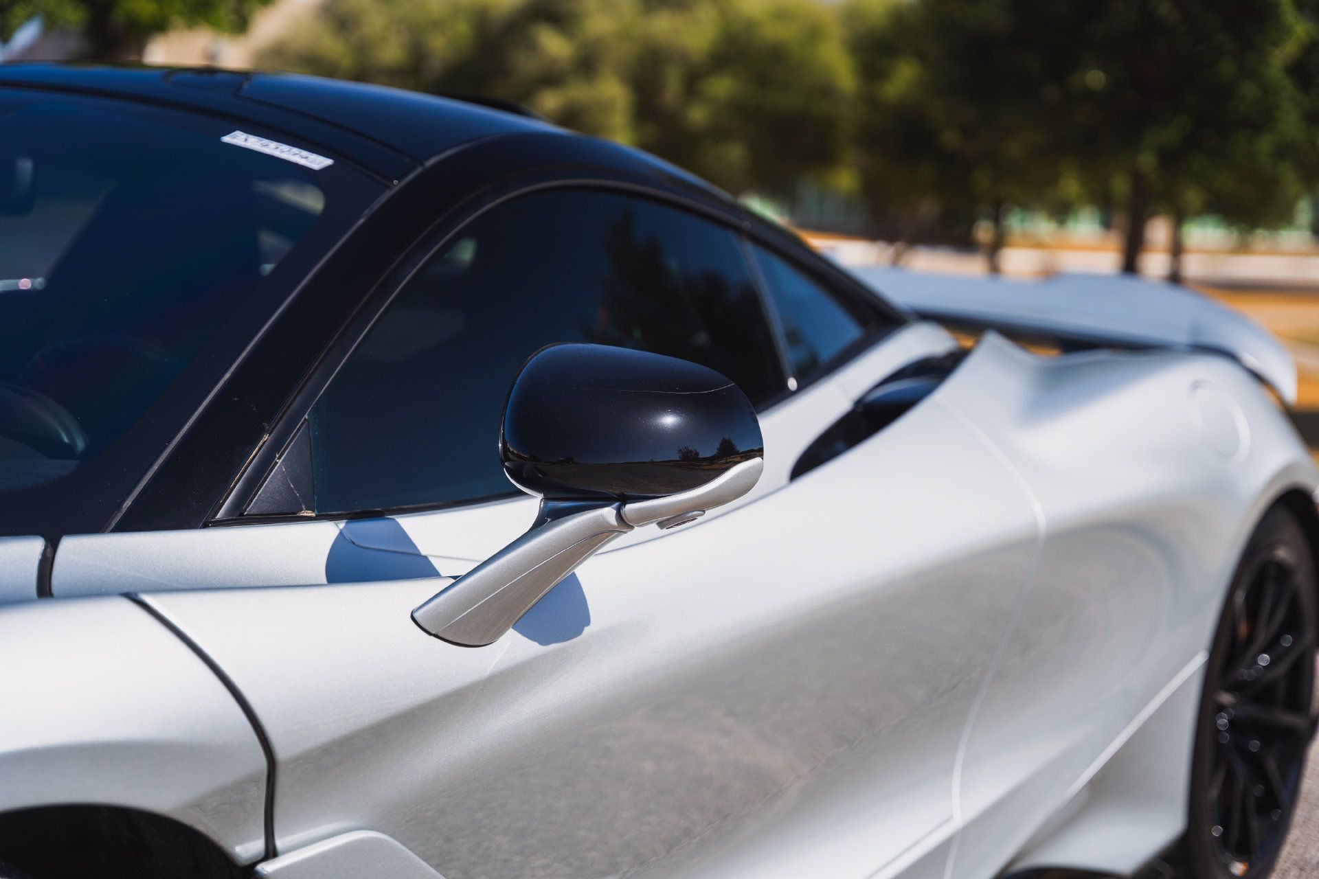 Used 2021 McLaren 765LT RWD image 12