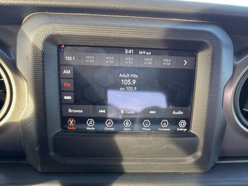 Used 2023 Jeep Wrangler Sport image 6