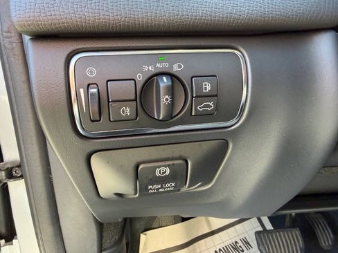 Used 2014 Volvo XC60 3.2 AWD/4WD image 21