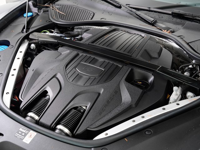 Certified 2025 Porsche Panamera 4 AWD/4WD image 28