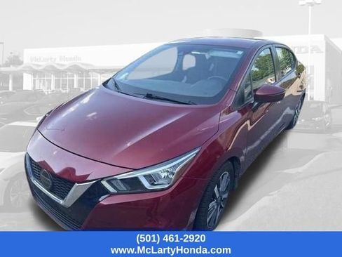 Used 2020 Nissan Versa SV FWD image 2
