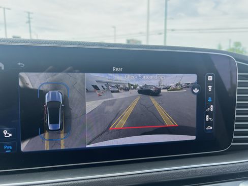 Certified 2024 Mercedes-Benz GLE 350 4MATIC w/ AMG Line Exterior image 24