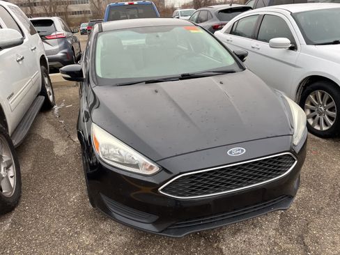 Used 2015 Ford Focus SE image 21