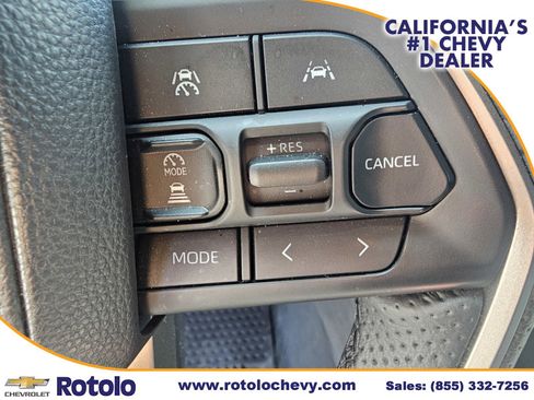 Used 2025 Toyota Tacoma TRD Sport w/ TRD Sport Upgrade Package image 23