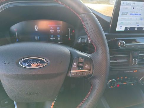 Used 2025 Ford Escape ST-Line Select image 19
