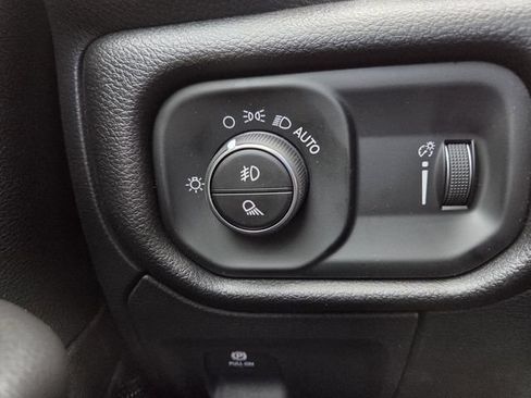 New 2026 RAM 1500 Express RWD image 22