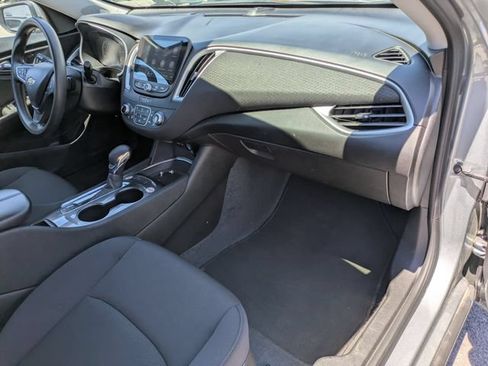 Used 2024 Chevrolet Malibu LT FWD image 23