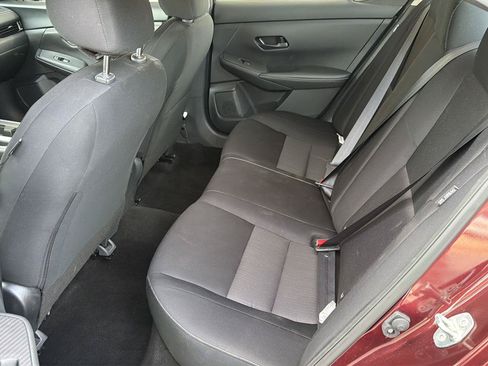 Used 2025 Nissan Sentra SV FWD image 11