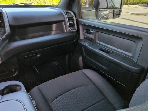 Used 2026 RAM 2500 Warlock AWD/4WD image 16
