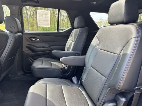 Used 2023 Chevrolet Traverse High Country w/ LPO, 'HIT The Road' Package AWD/4WD image 20