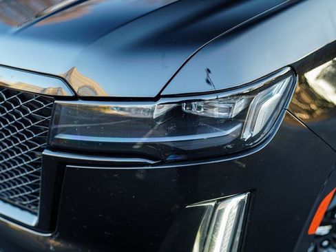 Used 2023 Cadillac Escalade Sport image 3