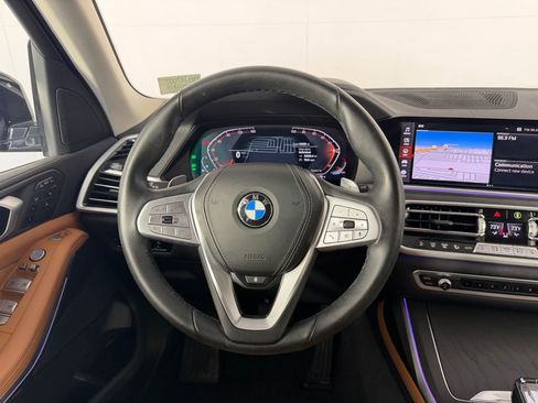 Used 2022 BMW X7 xDrive40i w/ Executive Package image 15