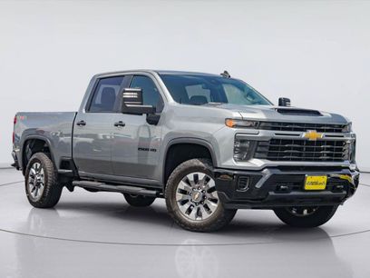 Used 2024 Chevrolet Silverado 2500 Custom w/ Custom Value Package