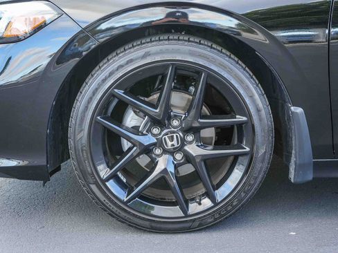 Certified 2025 Honda Civic Sport image 12