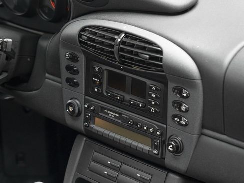 Used 1999 Porsche 911 Carrera image 34