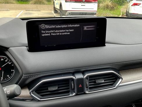 Used 2025 MAZDA CX-5 Signature image 5