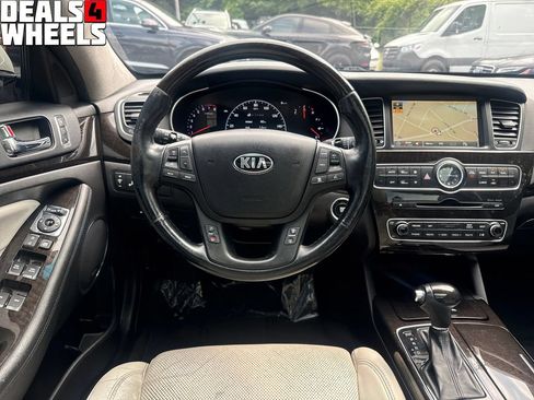 Used 2014 Kia Cadenza Limited FWD image 22