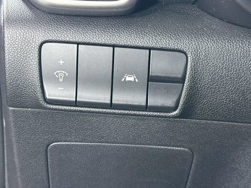 Used 2020 Kia Sportage LX FWD image 17