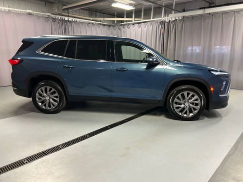 New 2026 Buick Enclave Preferred w/ Power Package image 8