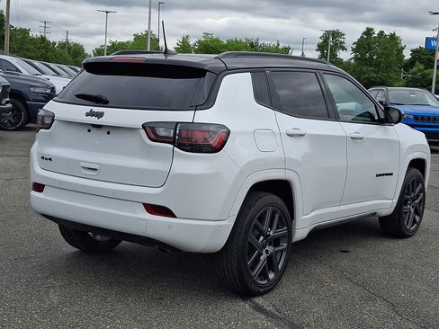 Used 2025 Jeep Compass Limited w/ Driver Assist Group I AWD/4WD image 6